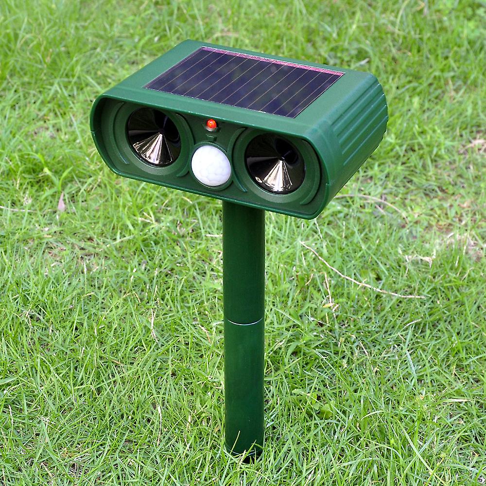 Solar Powered Garden Protector Adjustable Sensitivity and Frequency Repels Pests, Green, 154*72*138mm