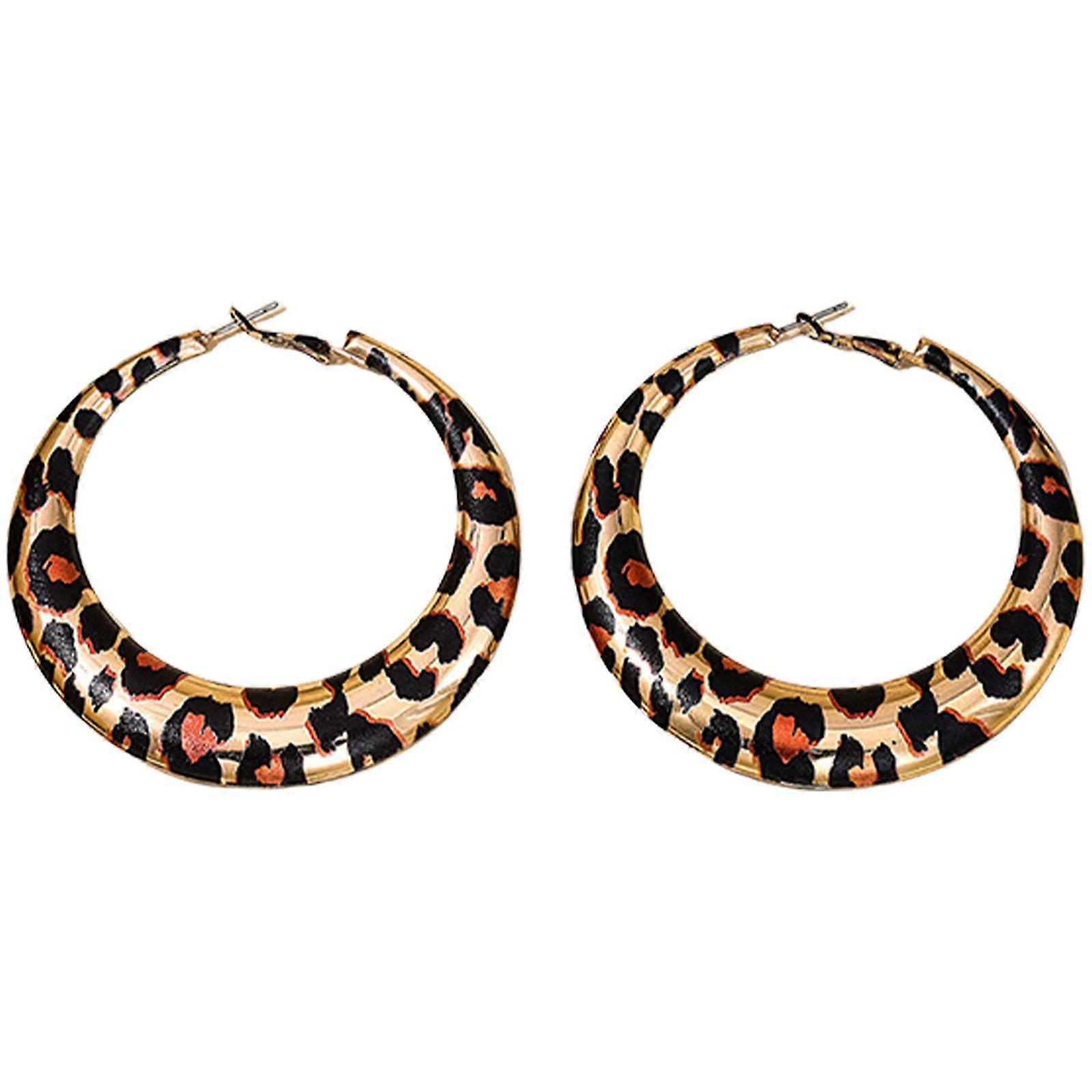 Stylish Leopard Circular Studs Earrings Sophisticated Circular Pendant Earrings with Leopard Print for Trendsetters