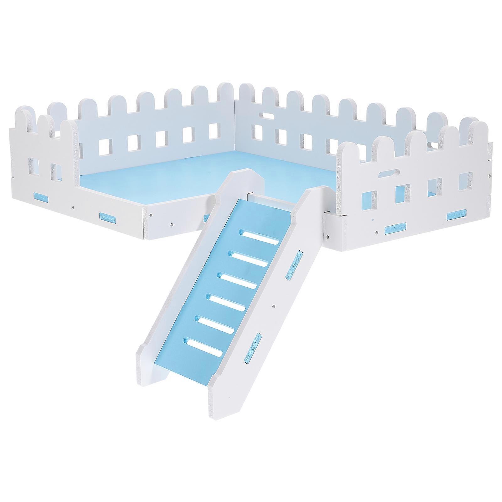 Wooden Fence Ladder and Platform for Hamster and Squirrel Climbing – Durable Solid Wood Pet Accessory for Small Animals' Resting and Playing