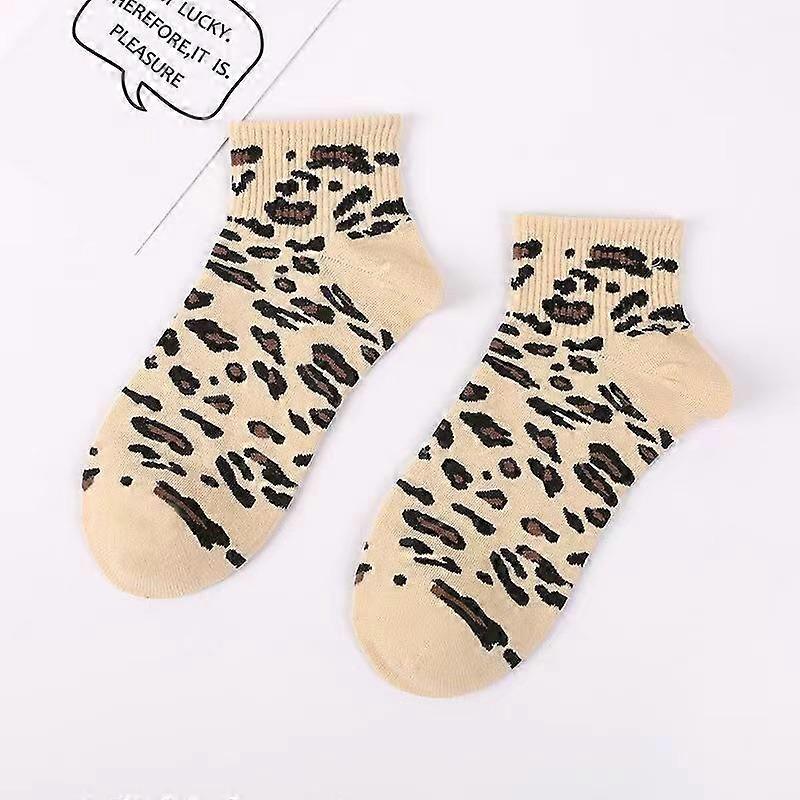 5 Pairs of Women's Seasonal Fashionable and Trendy Leopard Print Cotton Sweat-absorbing and Comfortable Sports Low Top Socks