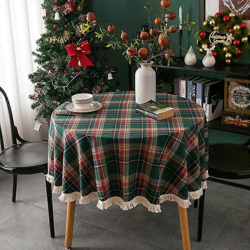 INF Checkered Tablecloth with a Tassels