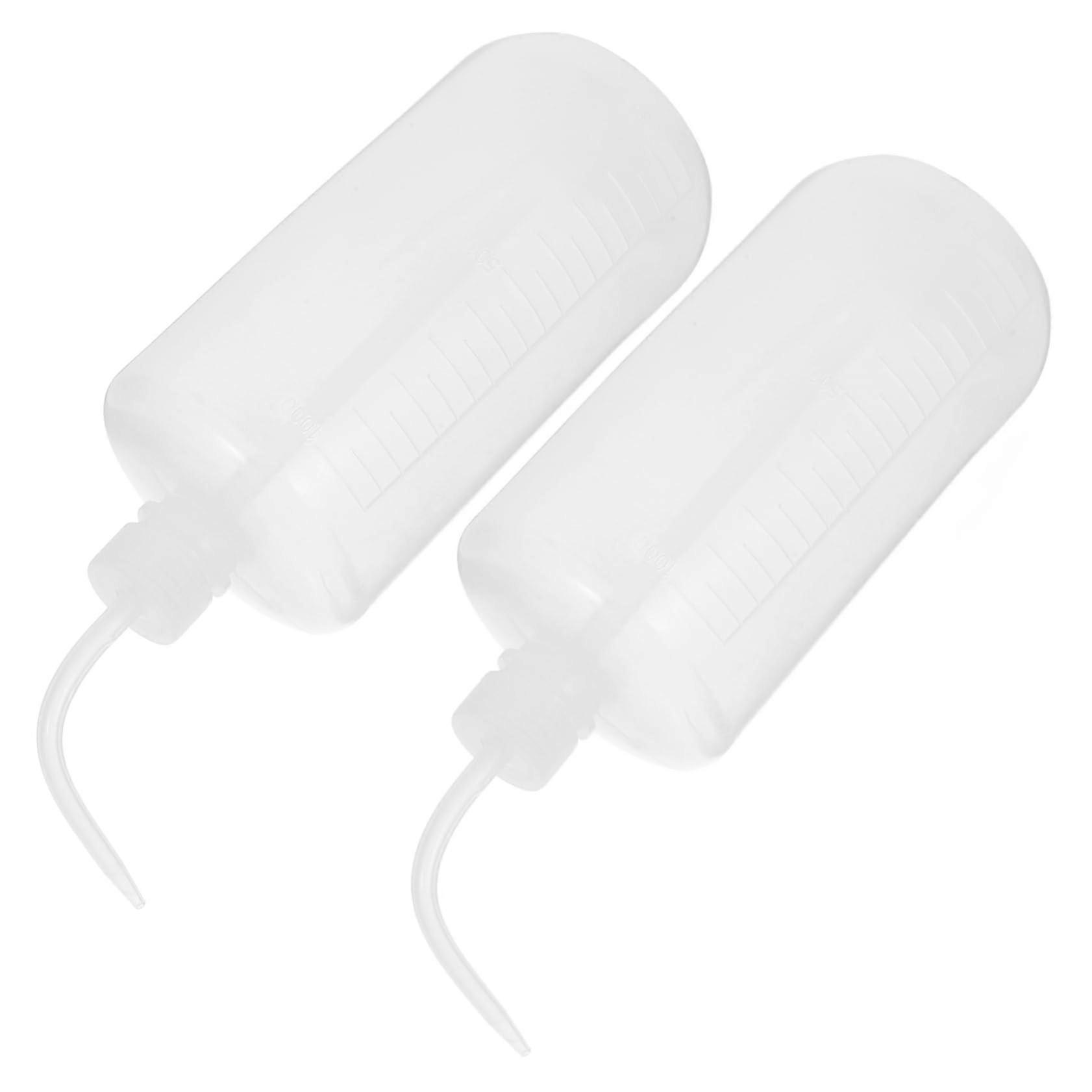 1000 ml Plastic Squeeze Bottle with Curved Opening Medical Water Dispenser for Use in Laboratory and Cooking