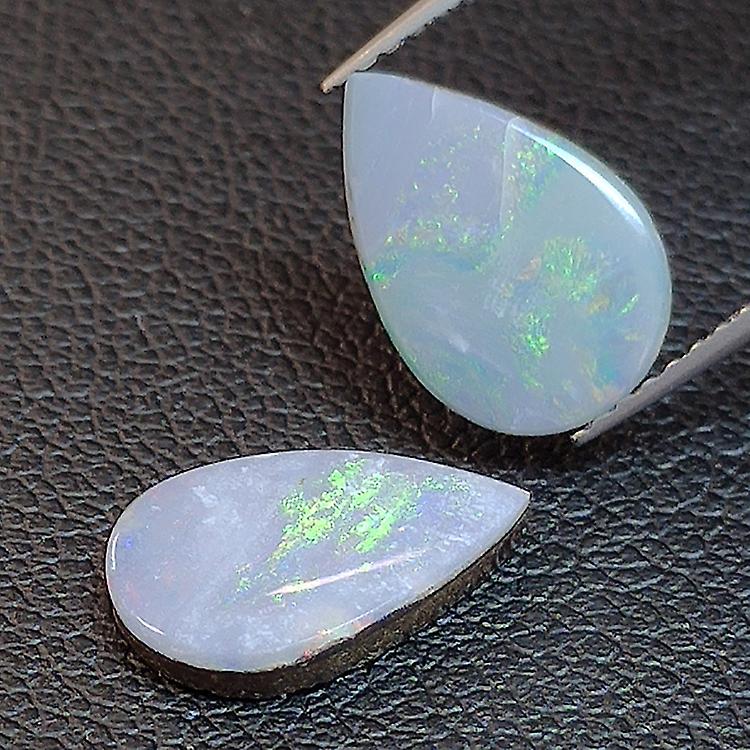 Doublet Australian Pear Opal 3.08ct awo21