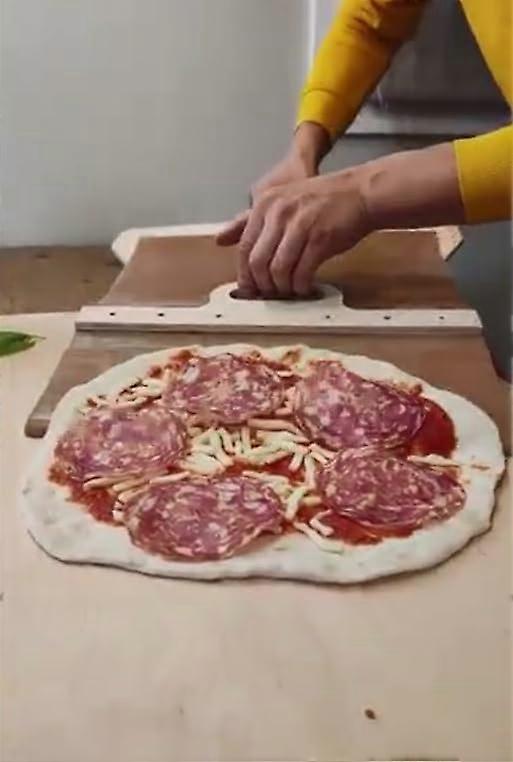 The Pizza Peel That Transfers Pizza Perfectl Pizza Paddle with Handle Sliding Pizza Peel - Pala Pizza Scorrevole Pizza Spatula Paddle