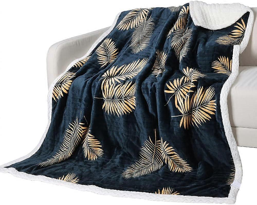 Fluffy Double-Sided Comfort Fleece Blanket, Soft and Warm Fluffy Flannel Sofa Blanket 150 x 200 cm (AAA)