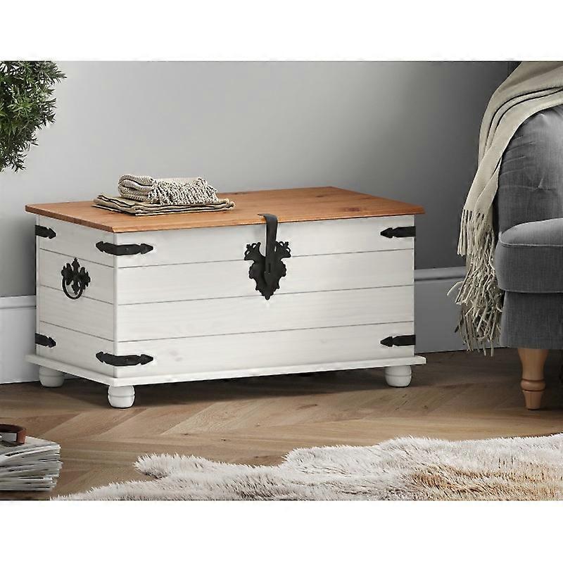 Corona White Blanket Box Single Trunk
