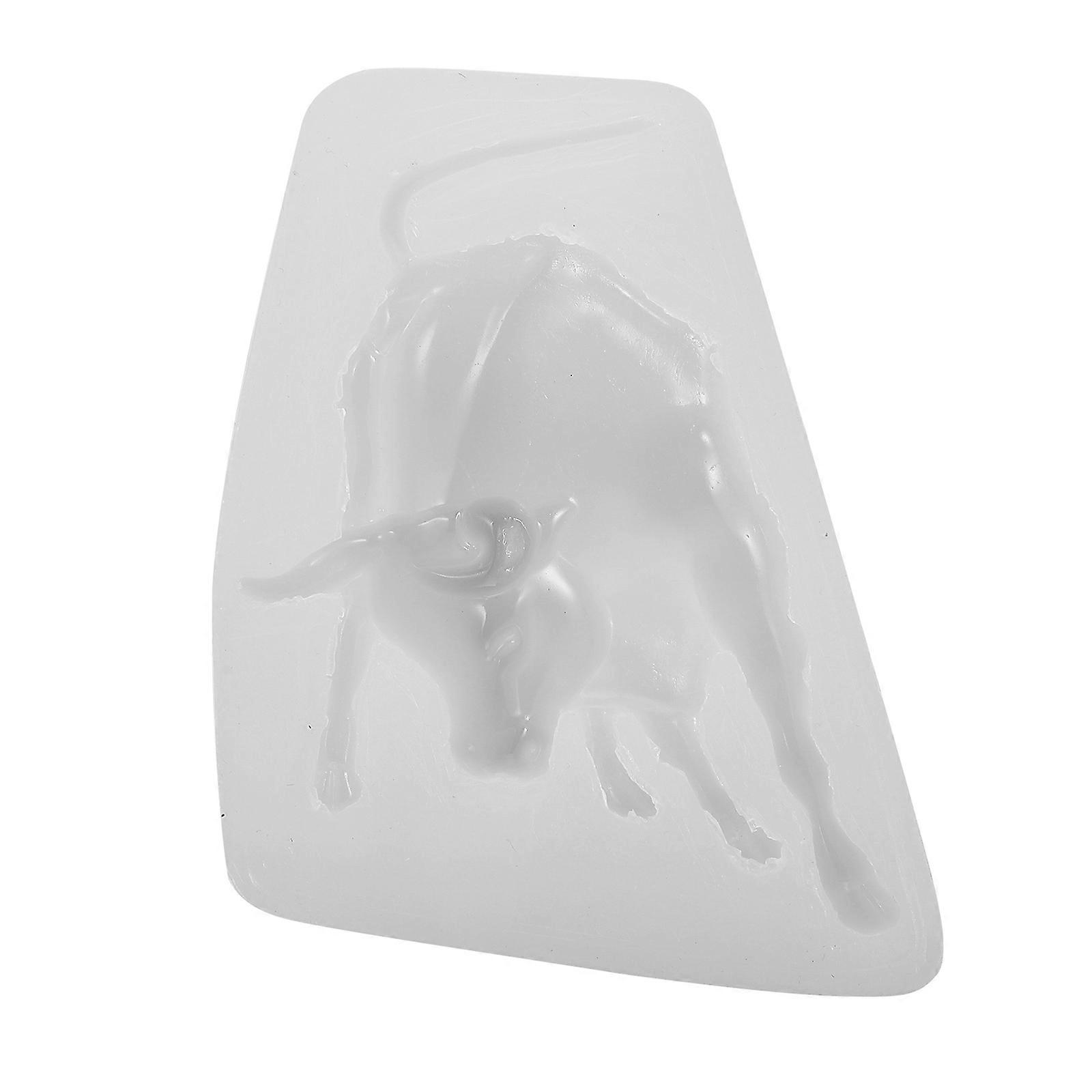Bull Shape Silicone Baking Mold Food Grade Fondant Mould for Chocolate, Cakes, Biscuits & Desserts Creative DIY Baking Tool