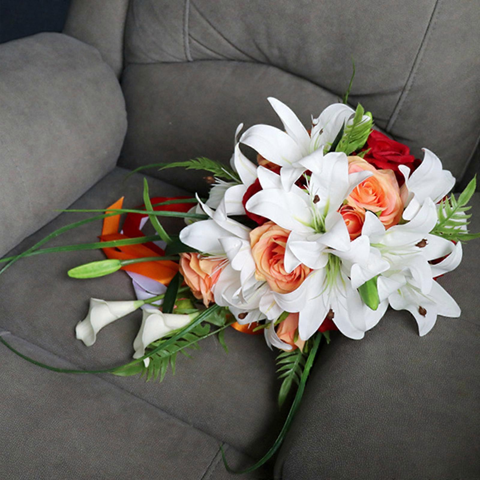 Lirio artificial ramo de novia en cascada con hojas Cinta de satén Mango  Cascadas Rosa Fiesta, image size:1600x1600