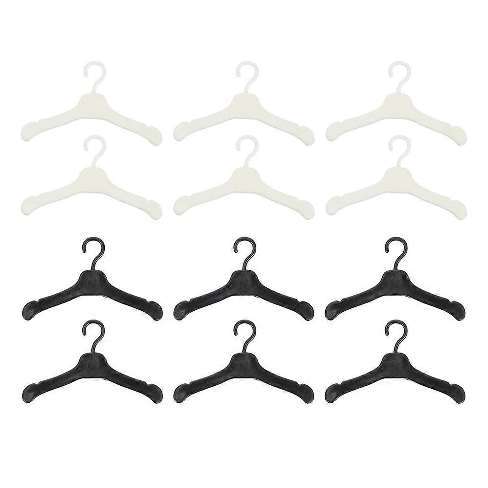 60pcs Miniature Doll Clothes Hangers – Smooth Edges, Easy Display & Organization for Doll Outfit Accessories