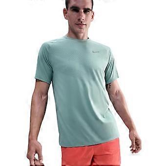 Nike Mens Stride T-Shirt