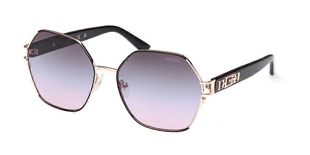 GUESS GU7913