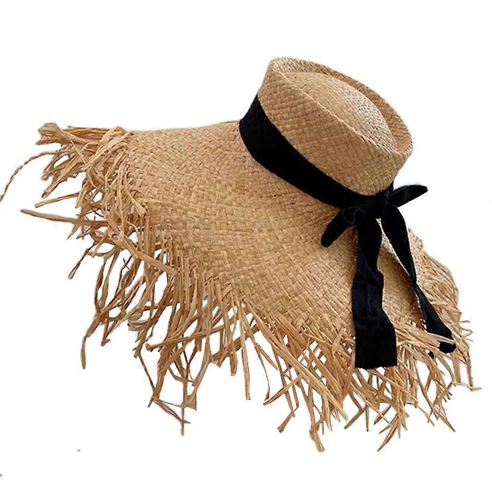 Sun protection straw hat with black straps