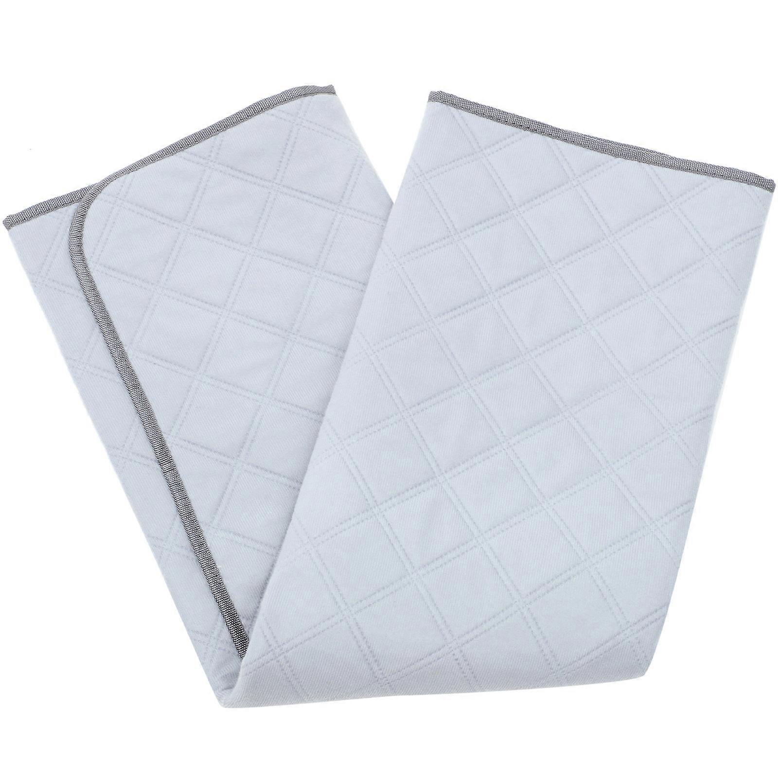 Pee Pads For Dogs Grey Color Suitable For Outdoor Travel 1Pcs
