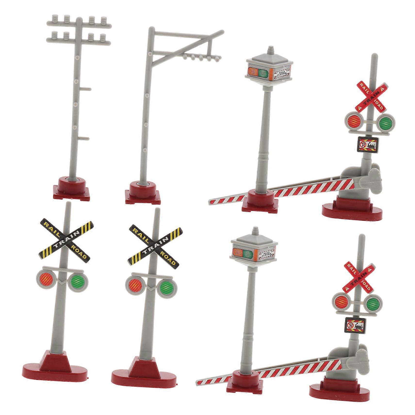 8-Piece Traffic Sign Model Set for Sand Table, Train Station Scene, Traffic Light Accessories, Plastic Miniature Railway Model