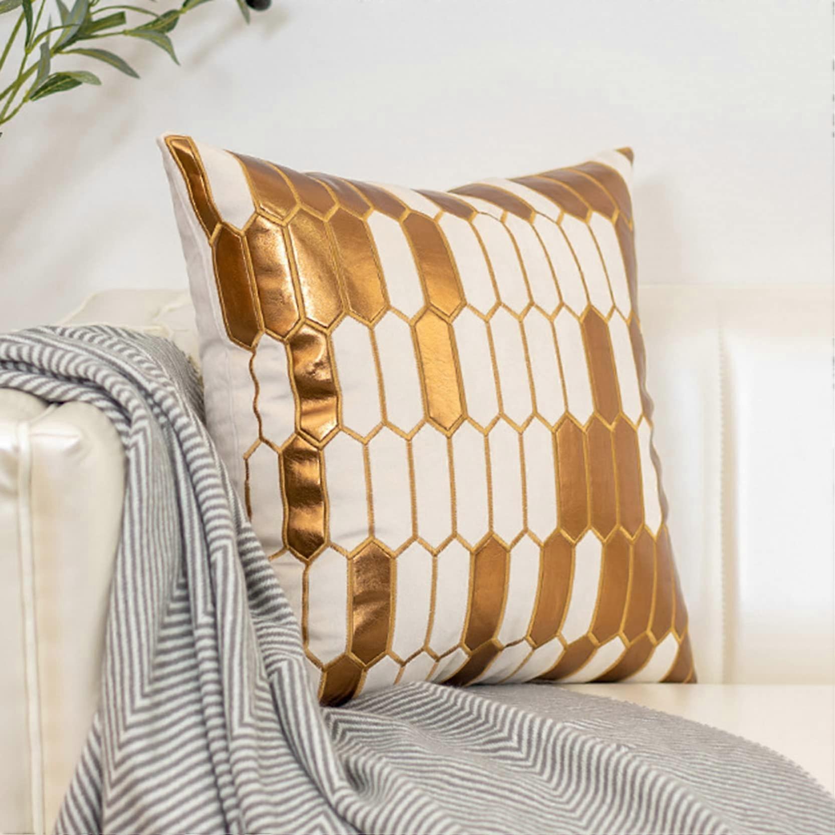 Square Velvet Cushion Covers, Soft Patchwork Design, Abstract Modern Style, Gray and White, 2-Pack, Decorative Throw Pillow Cases