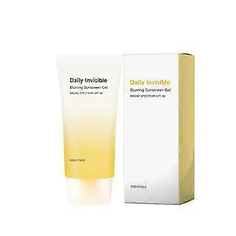 Täglicher, unsichtbarer Sonnenschutz mit Weichzeichnereffekt und Breitband-Lichtschutzfaktor 40. Unsichtbarer Sonnenschutz für das Gesicht, Make-up-Primer mit Lichtschutzfaktor.