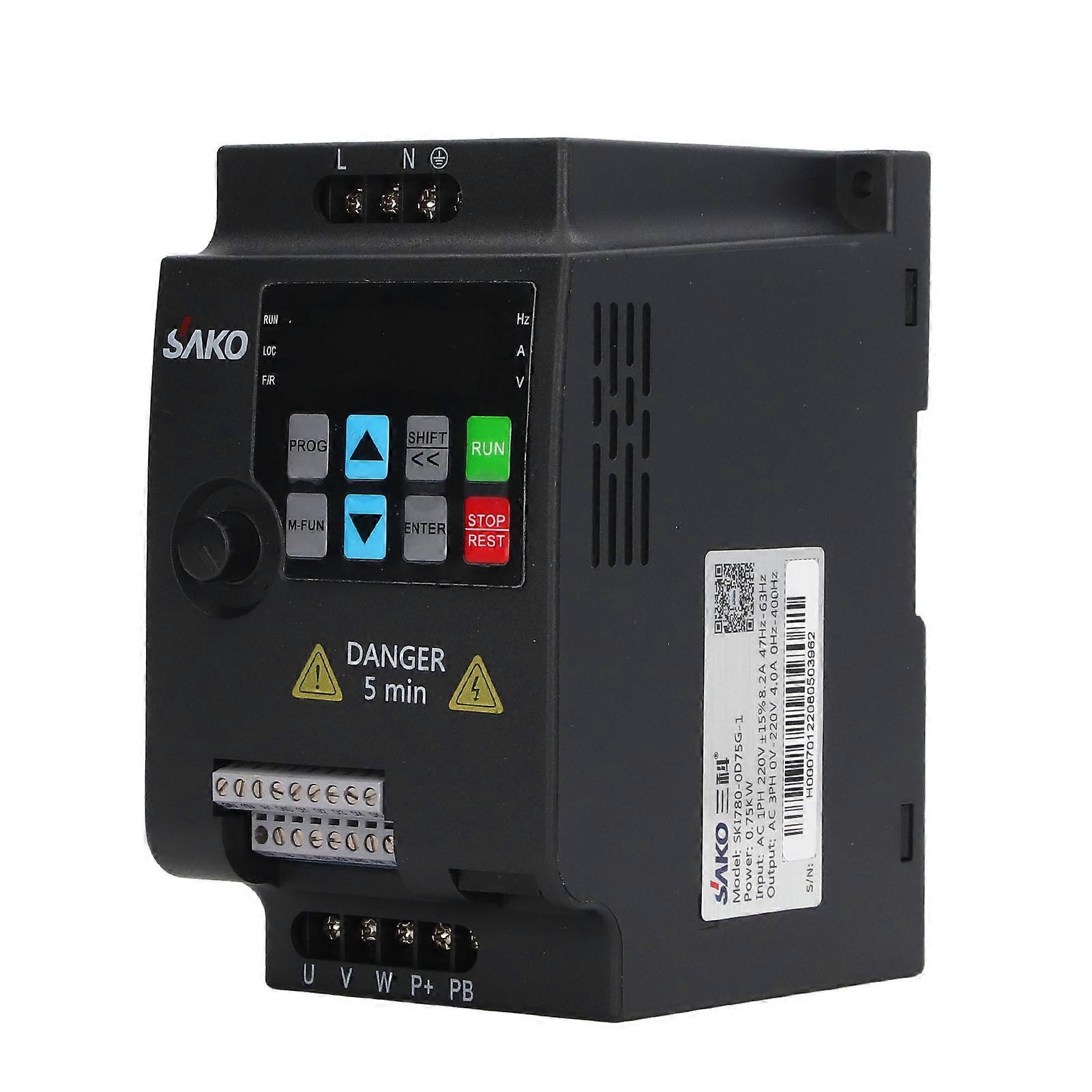 Variateur de fréquence 0,75 kW, contrôleur de moteur, variateur de fréquence, entrée monophasée 220 V CA, sortie triphasée 0-220 V CA