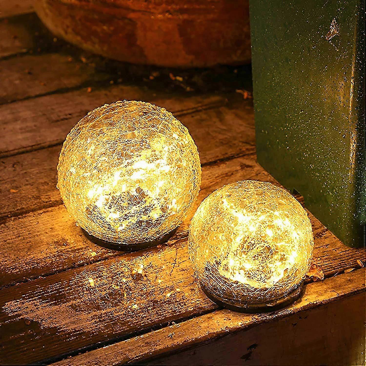 Outdoor Cracked Solar Light Globe