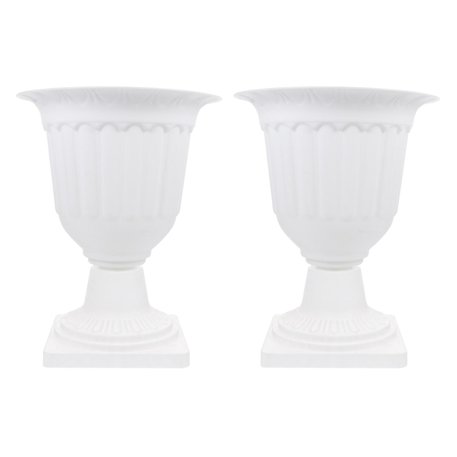 Robust Urn Planter Perfect for Showcasing Plants in Retro Style