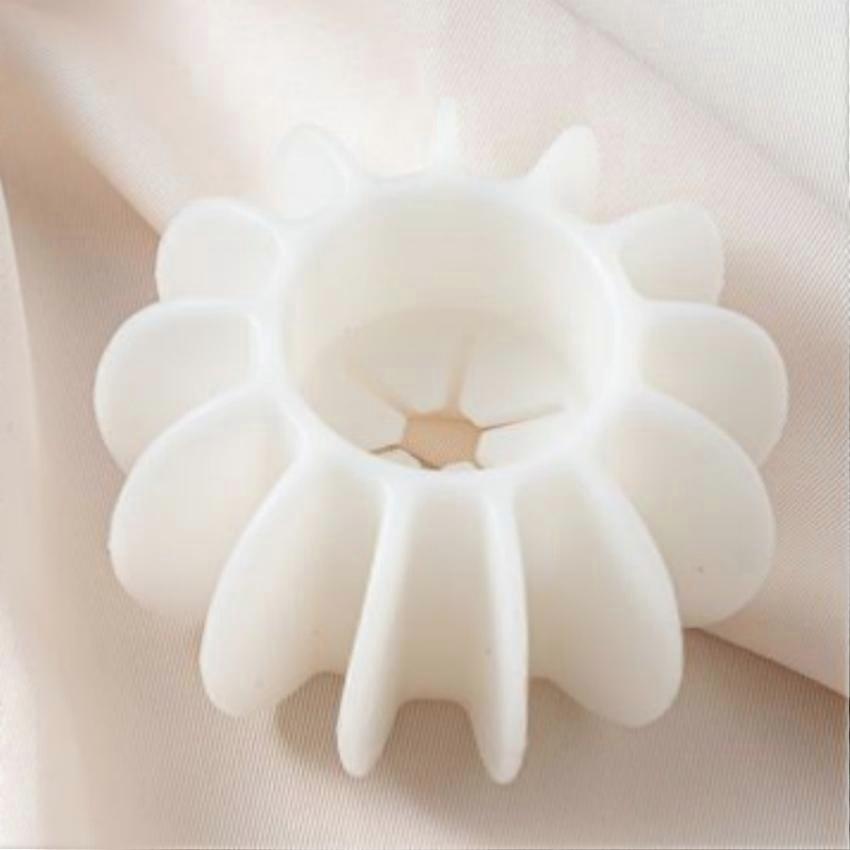 5pcs Soft & Reusable Silicone Laundry Balls - Decontaminate, Anti-Static, Soften Clothes, Reduce Winding, and Freshen Fabrics with Easy Drying