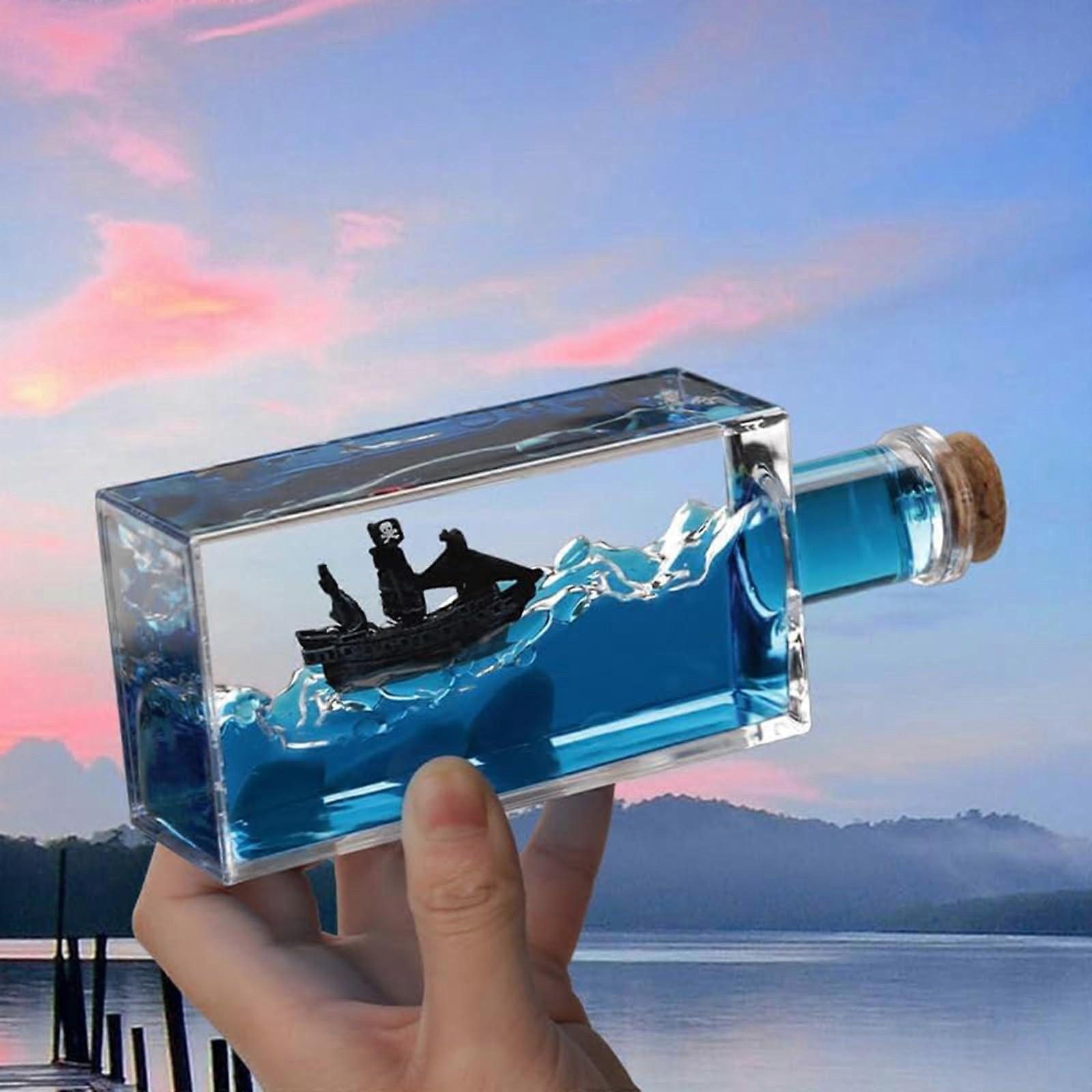 Cruise Ship Fluid Drift Bottle Unsinkable Display Case for Cars, Durable Material, 16oz Size, Perfect for Collectors
