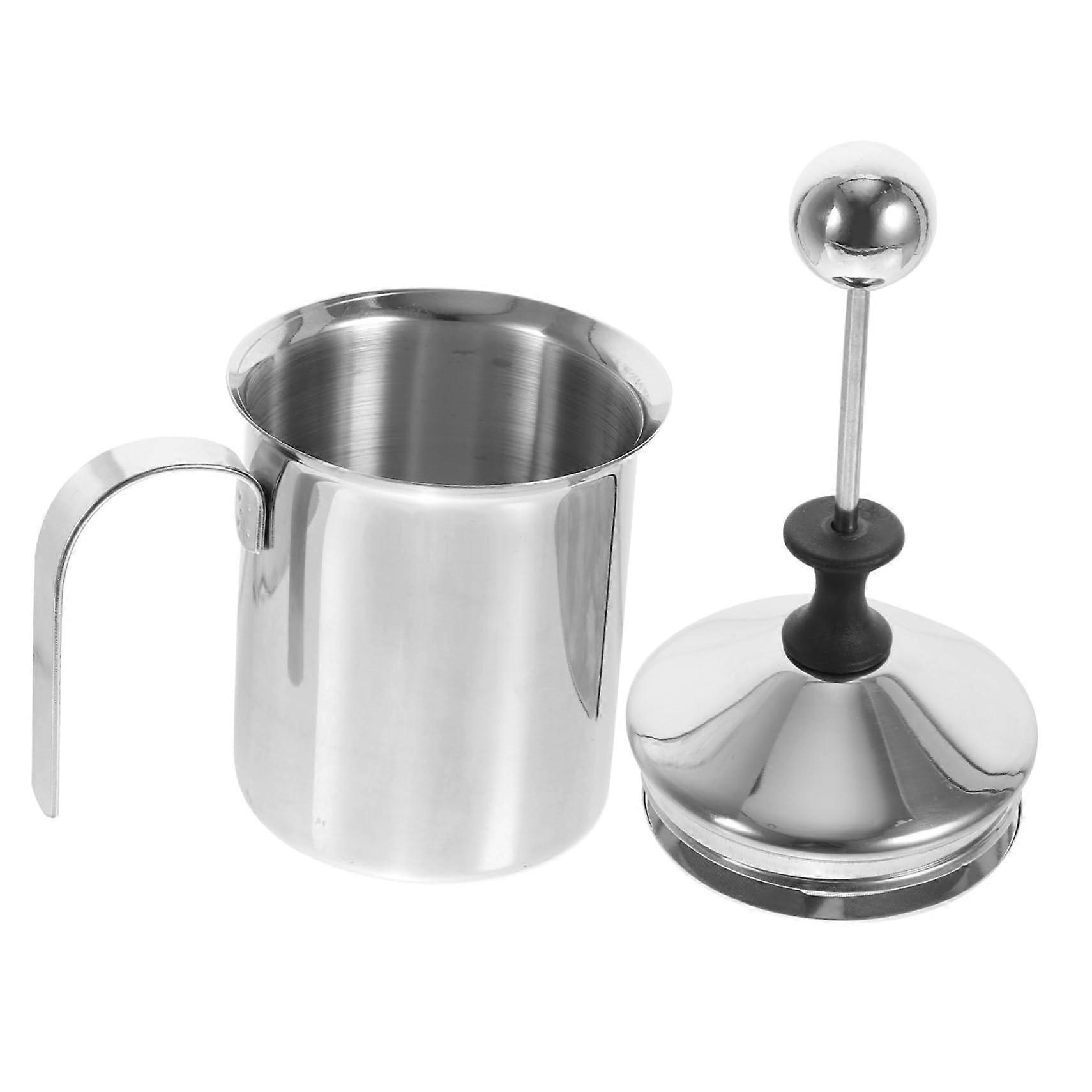 Handoperated milk frother made of double mesh technology for milk foam for cappuccino latte macchiato