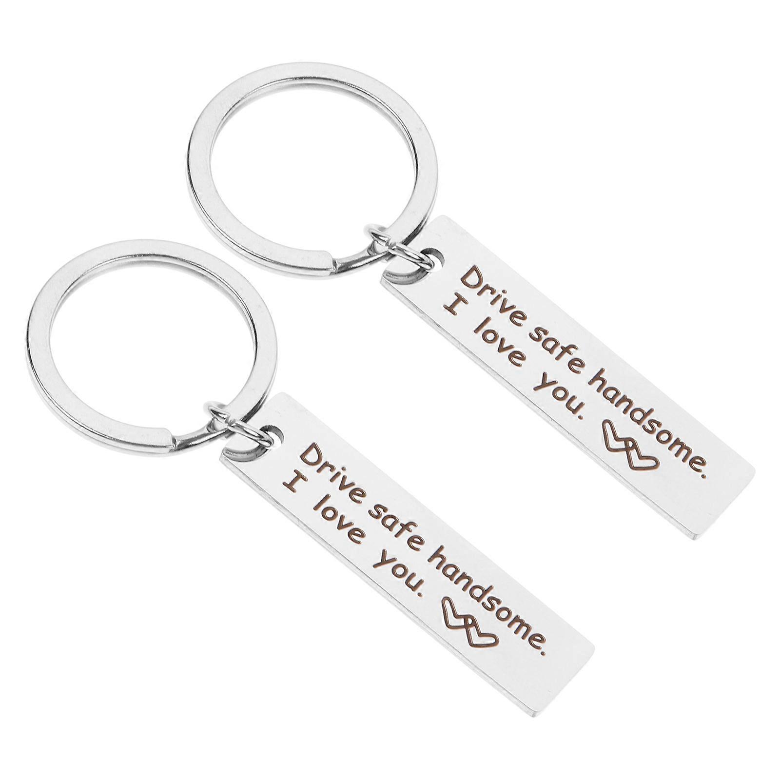 Functional Keychain for Drivers, Combining Style and Practicality