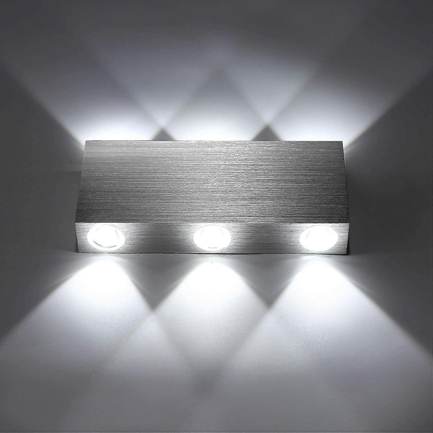 Square 6-hole wall lamp 18W cool white