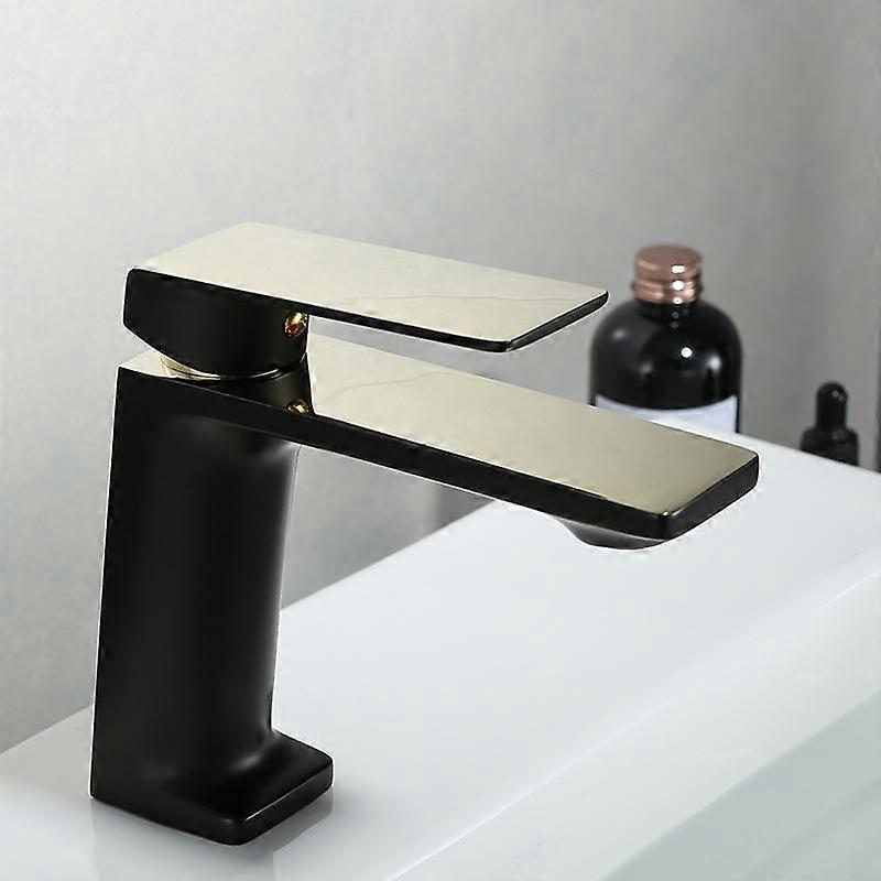 Household pressurized hot and cold water faucet, anti-fingerprint and easy to clean (C)