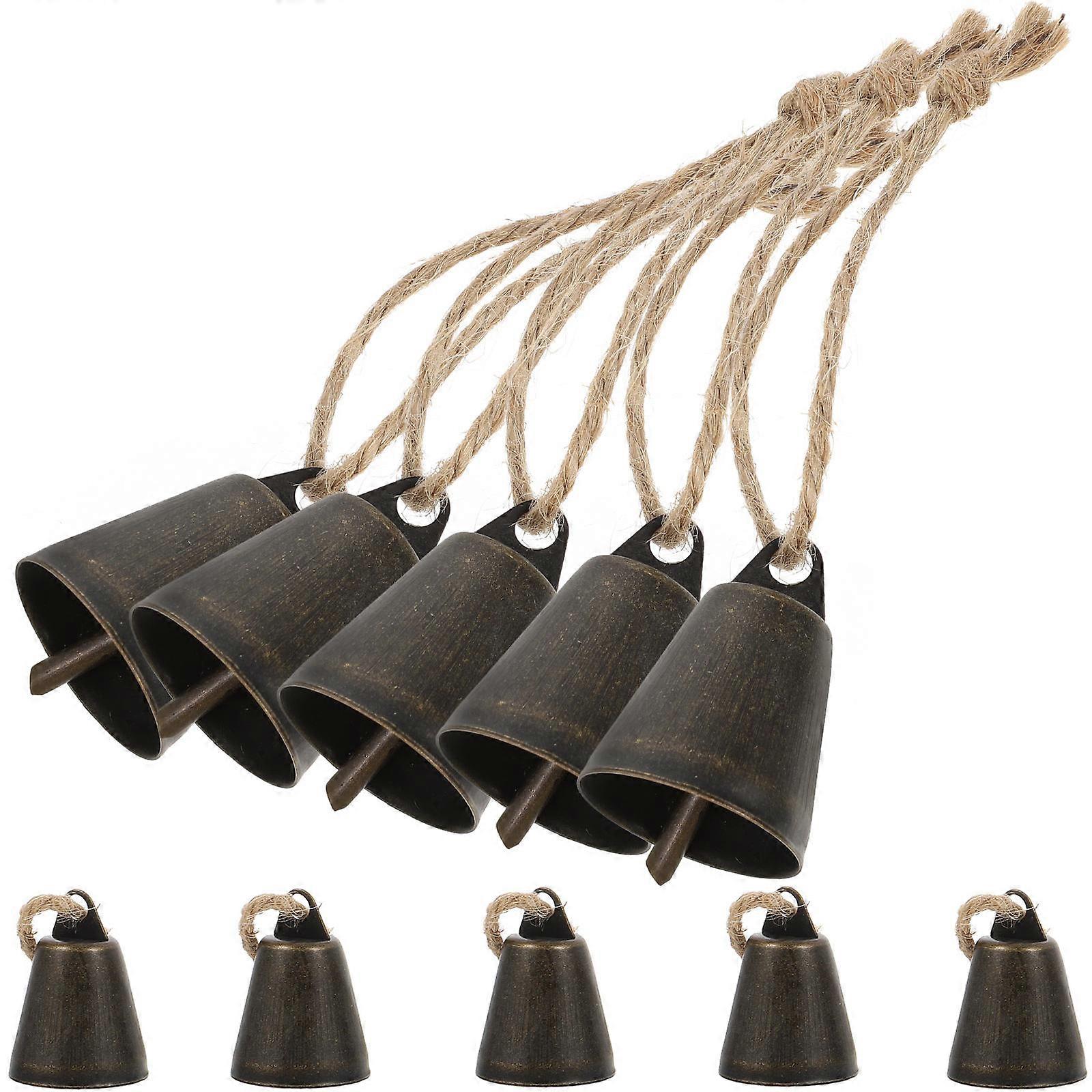 Riippuvat kellot kotifestivaalin koristeluun ja luovaan askarteluun