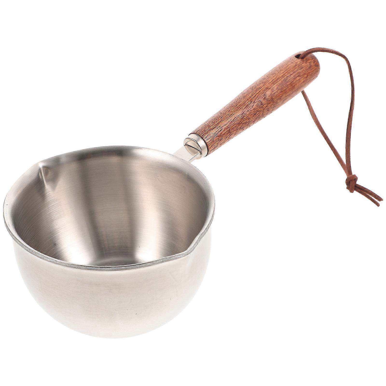It looks like you've provided a product title or description for a **stainless steel saucepan**. If you're looking for assistance related to this