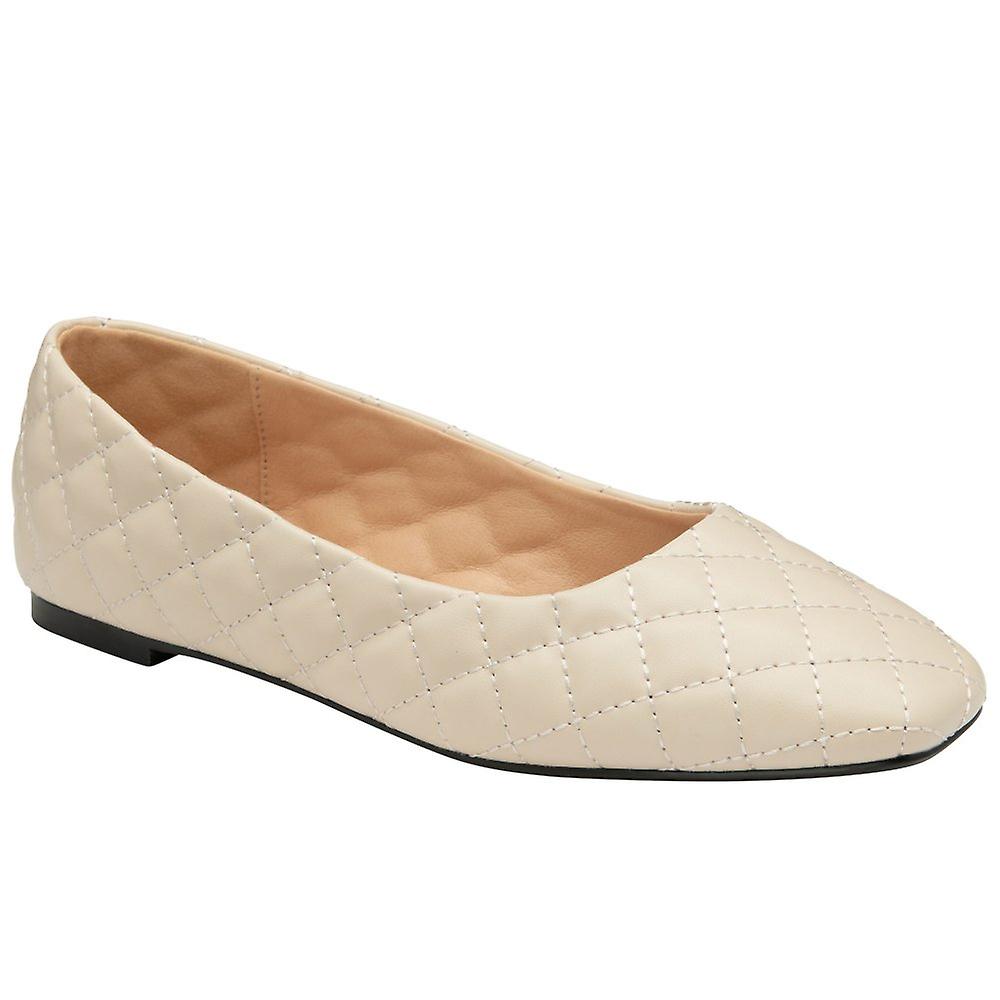Ravel Dinant Womens Pumps