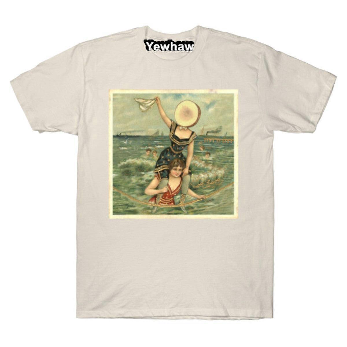 Camiseta com a capa alternativa de "In The Aeroplane Over The Sea"
