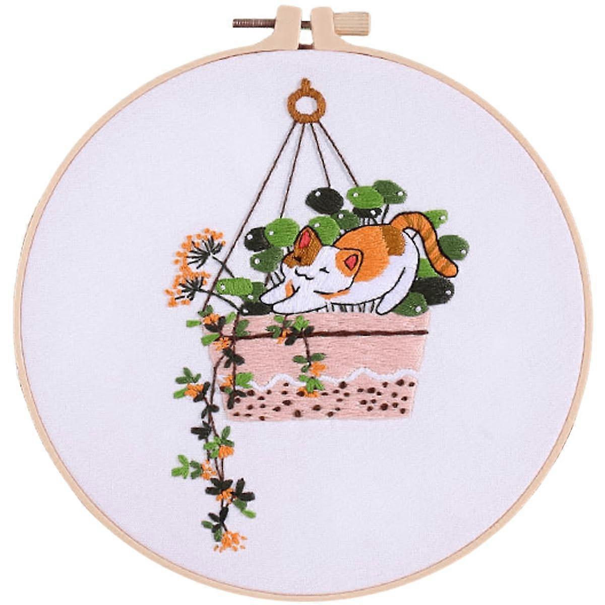 Cross Stitch Kit for Beginners with Easy Cat Pattern, Printed Embroidery Set with Hoop and Threads