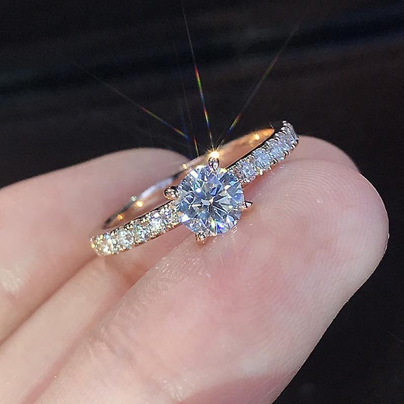 手工制作的宽环 Zircon 925 银礼品