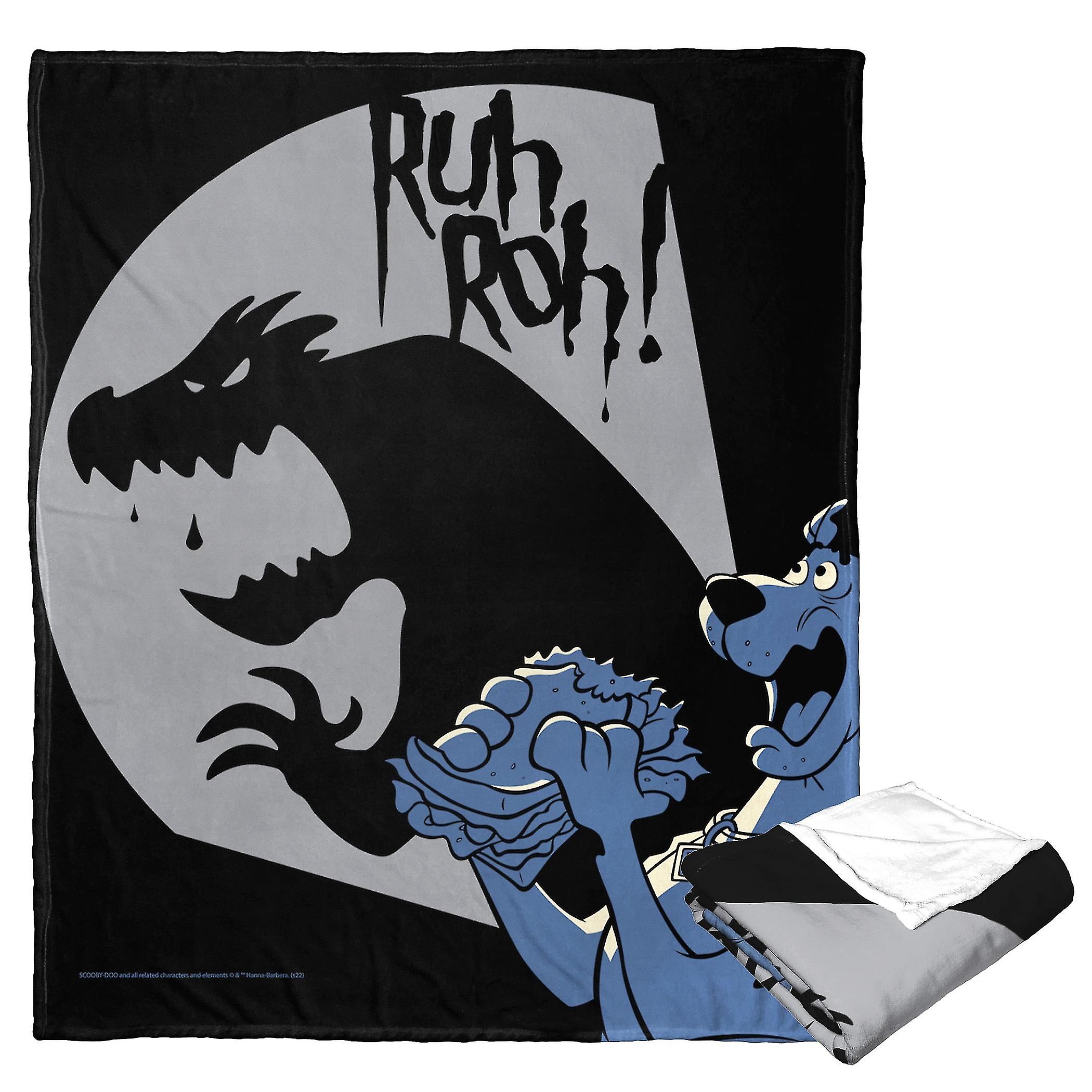 Warner Bros. Scooby-doo Silk Touch Throw Blanket, , Monsterous Shadow-yhju94