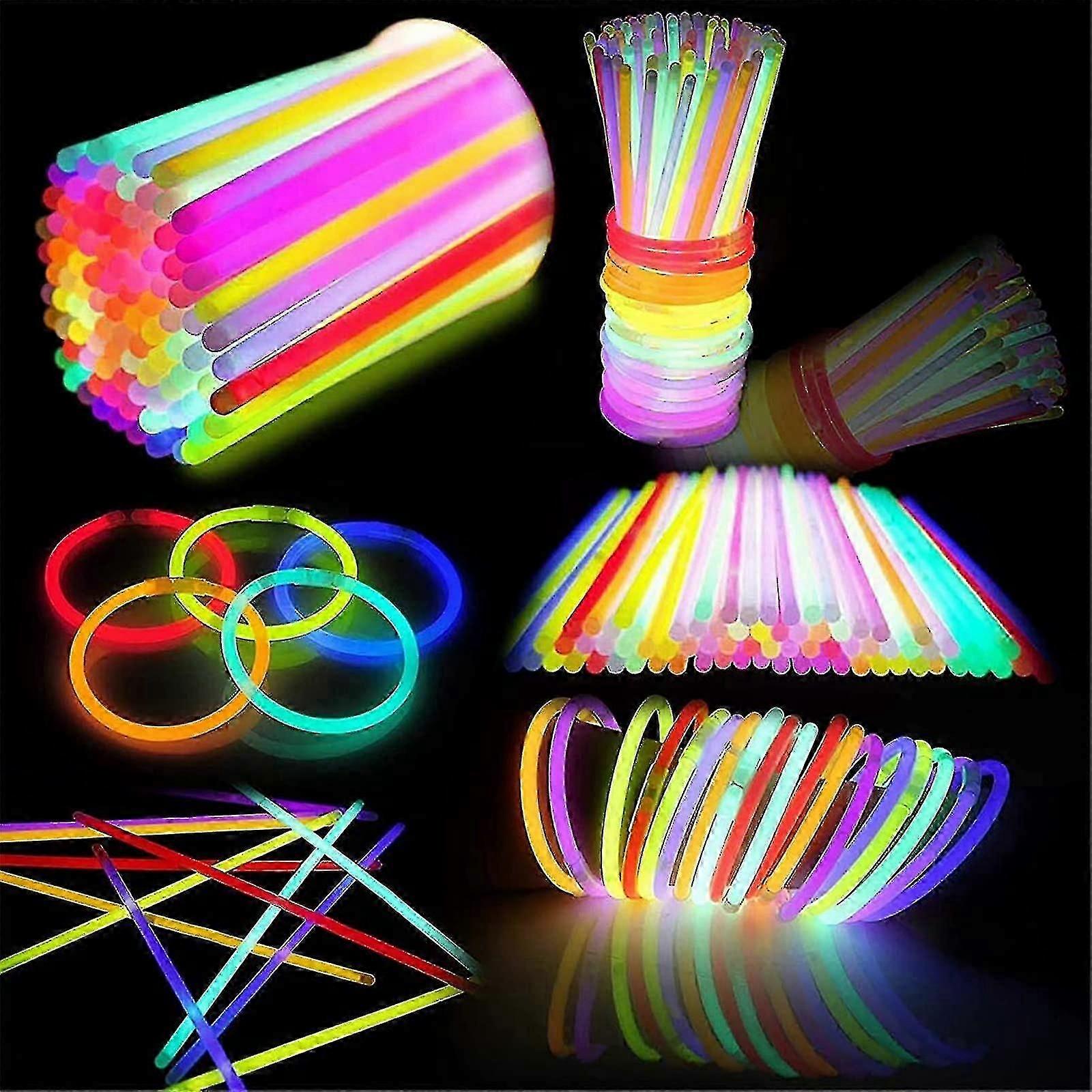 Pacchetto 100 Glow Sticks Party - Include bracciali e collane per eventi