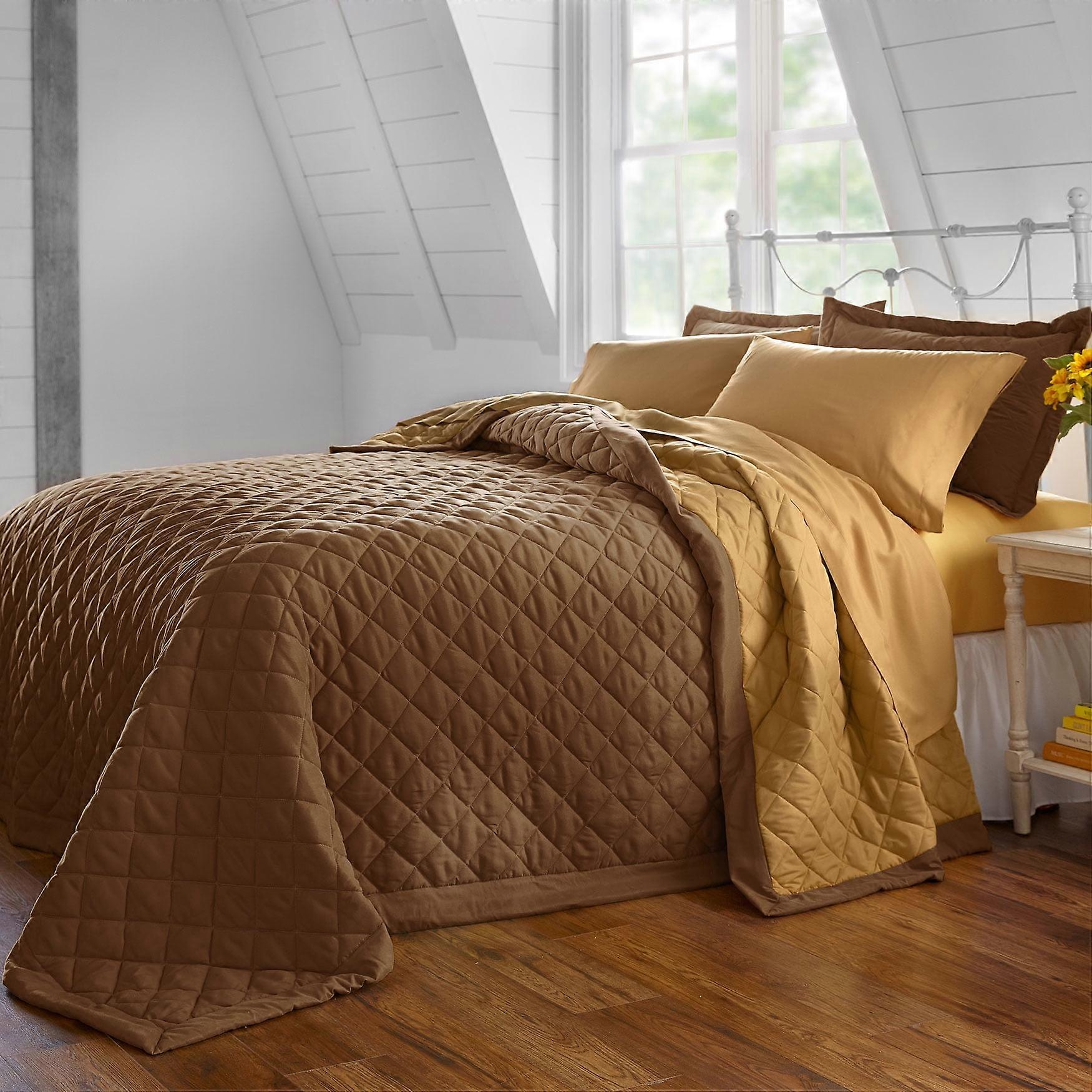 BrylaneHome Bedding BH Studio Reversible Two-Tone Ultra Soft Quilted Bedspread