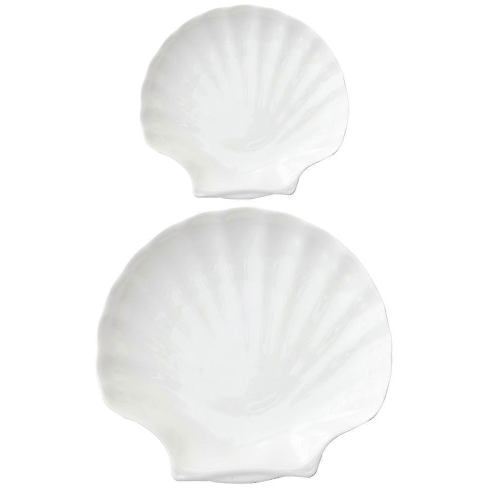 Beautiful Shell-pattern Plates Made of Home Use