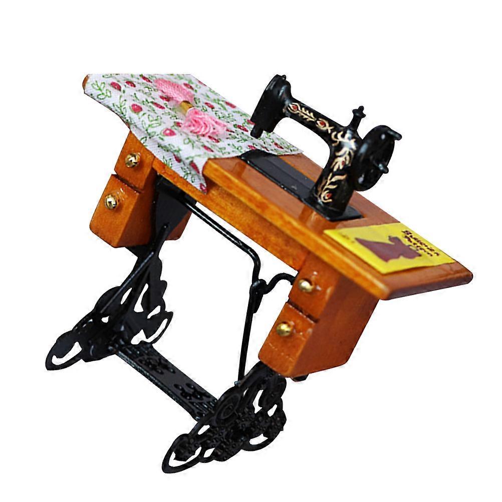 Mini Sewing Machine Model Old Fashioned Style Mini Furniture 8X8X3.5CM Wood Material 1Pack