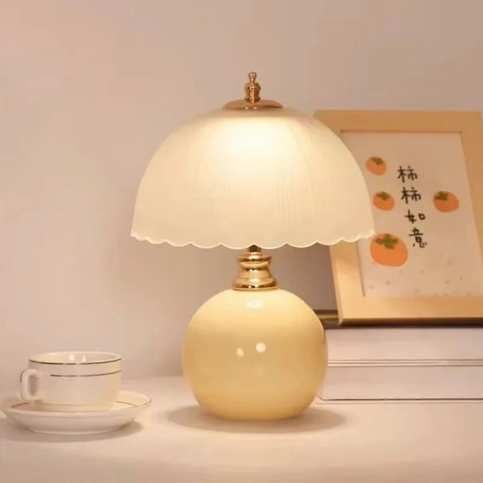 Bedside Lamps 3Way Dimmable Table Lamp With USB Ports, Three Color Temperatures, Light Yellow Finish