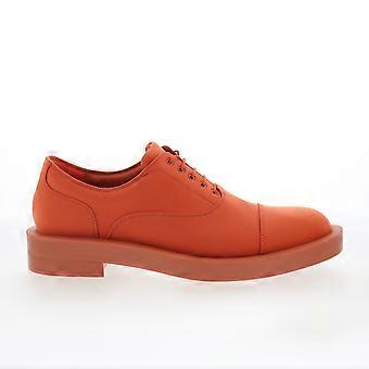 Zapatos Oxford Clarks CUR para hombre, talla M, con puntera reforzada y cordones.