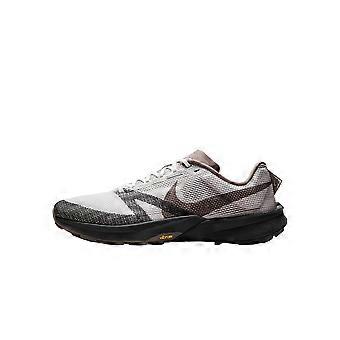 Chaussures de trail Nike Kiger 10 basses pour homme, gris et noir, IB7668-001