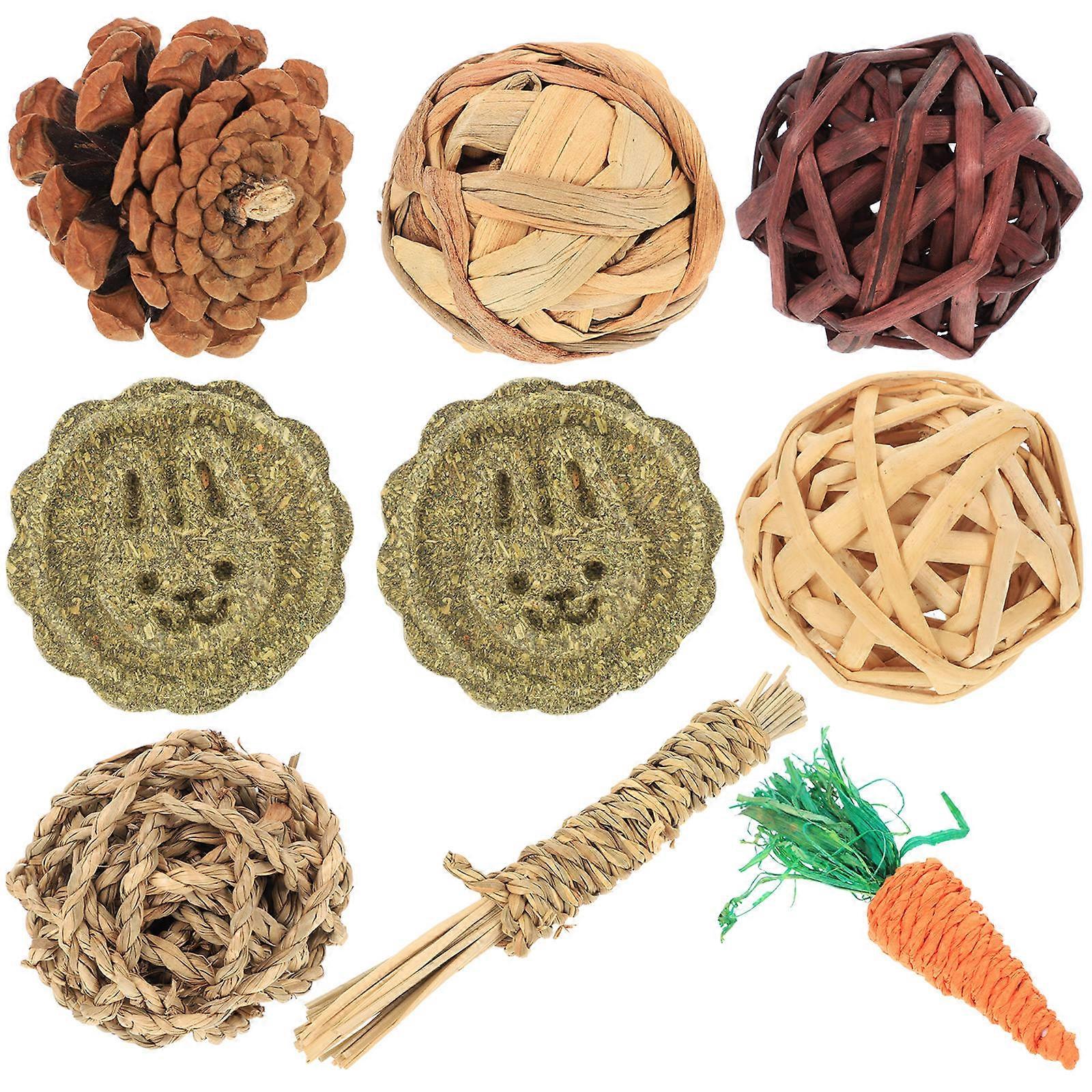 Wooden Rabbit Molar Toy Designed For Hamsters With For Teeth Grinding