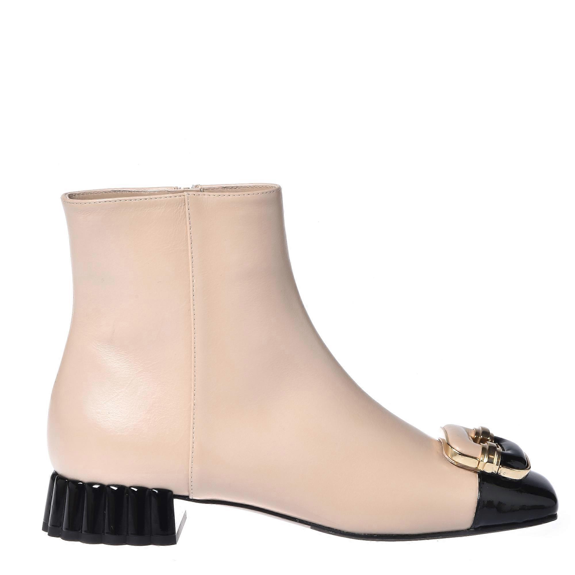 Baldinini - Czarne lakierowane botki z cielęcą skórą