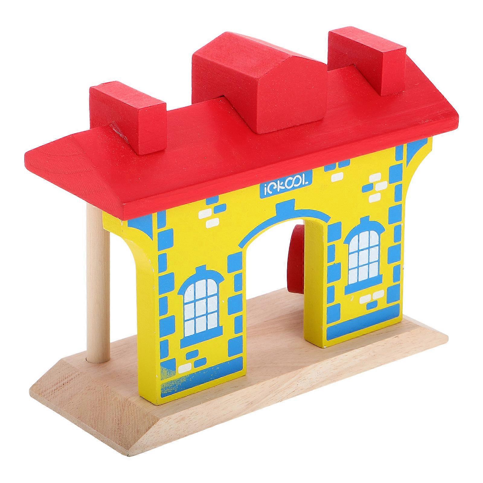 Toy Train Tracks Wood Railway Toy Train Set Realistic Train Station Scenarios Fine Motor Skills Development 1Set