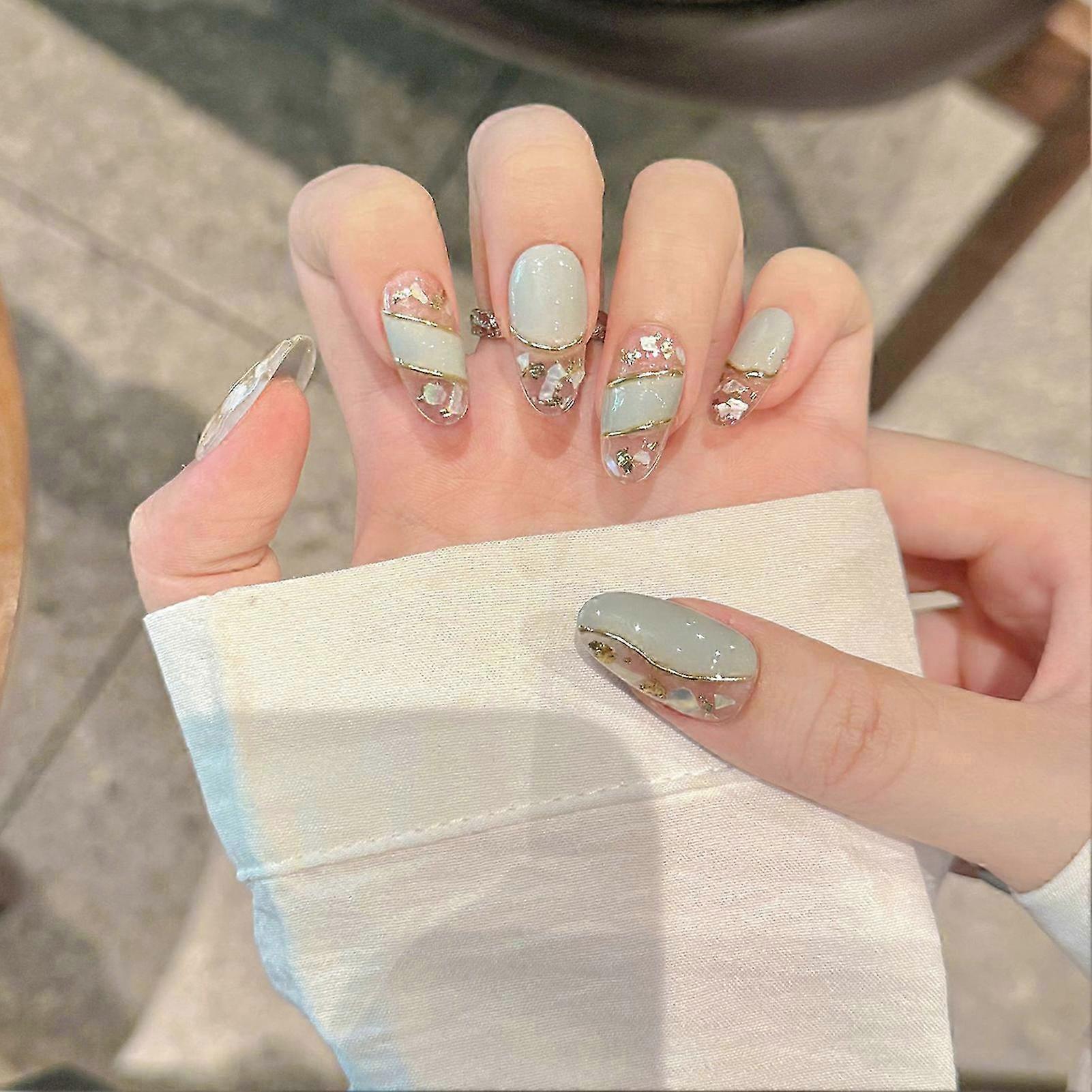 Natural Maple Resin Nail Decorations