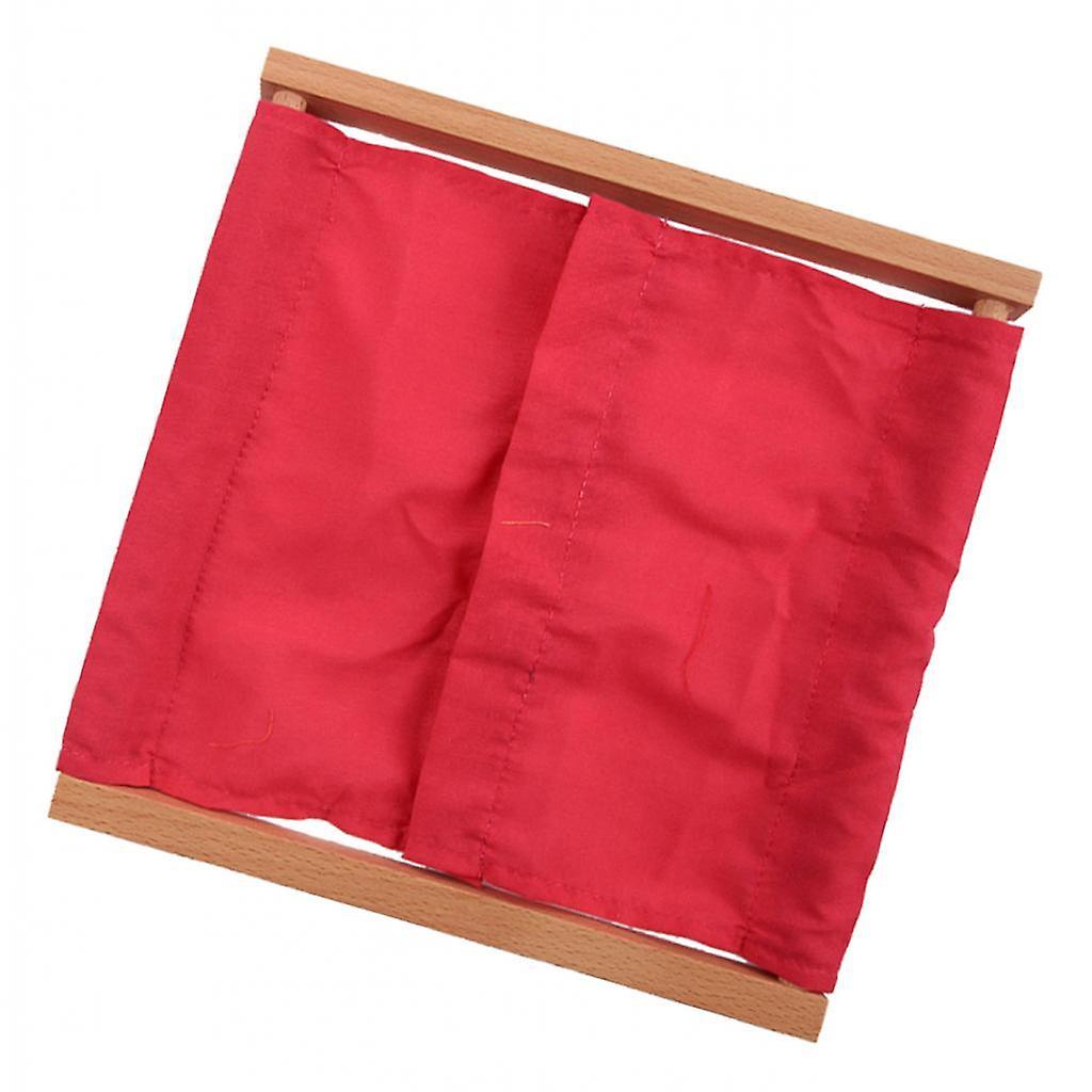 Barn som lär sig krokknapp klädställ