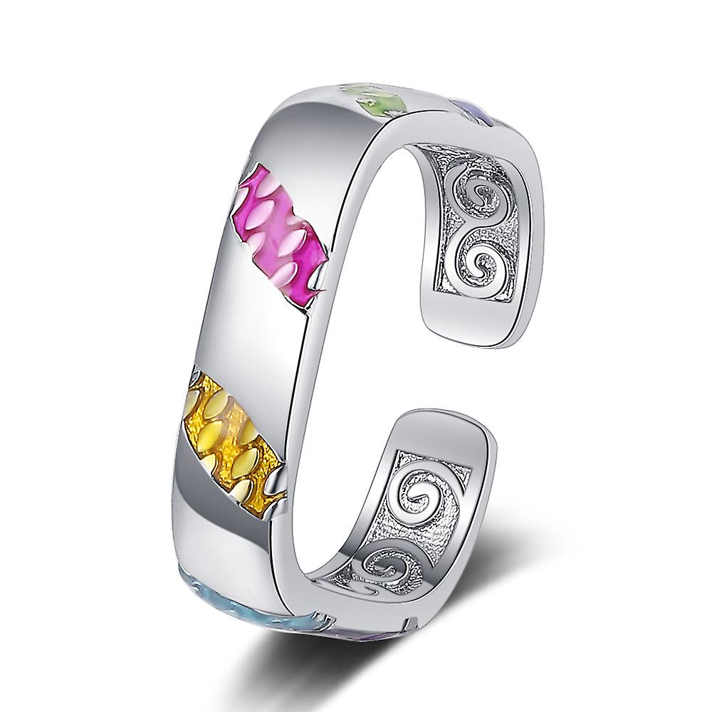 スタイリッシュなカップルリング調整可能