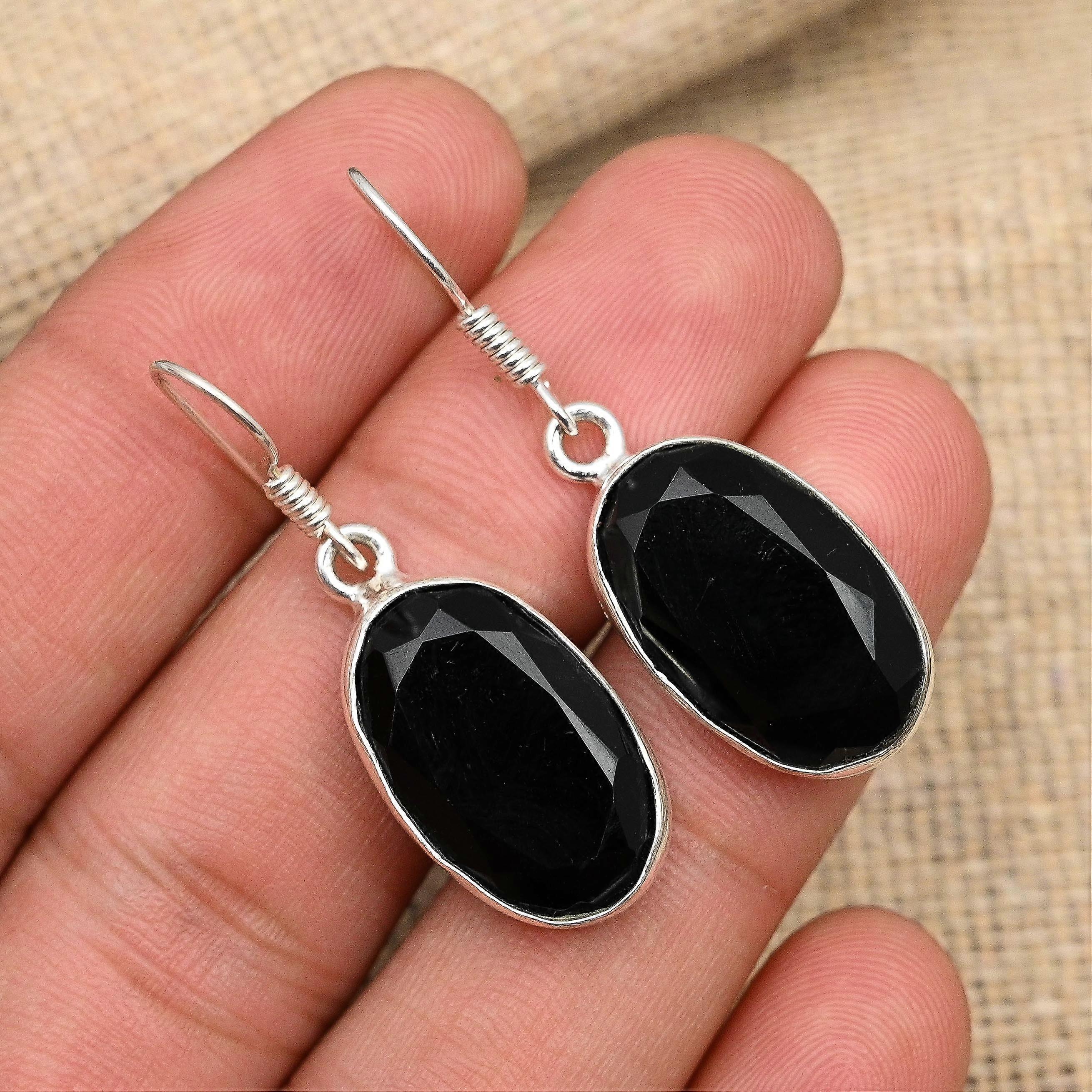 Splendidi orecchini in argento sterling 925 con pietre preziose di spinello nero, fatti a mano